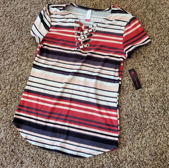No Boundaries Tops - ❤ 3 for $12❤